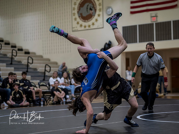 Lapel Wrestling 2018-19 0332