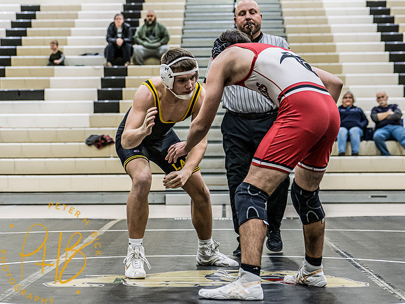 Lapel Wrestling 2024-25 0745-Edit