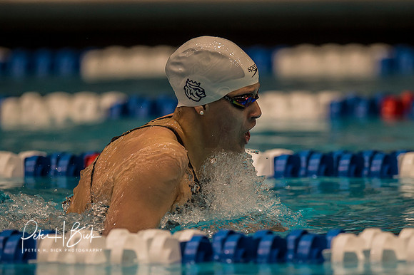 caroline-arakelian-queens- ncaa-dii-2015-1114