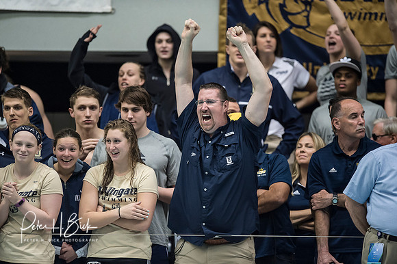 queens-cheering- ncaa-dii-2015-2174