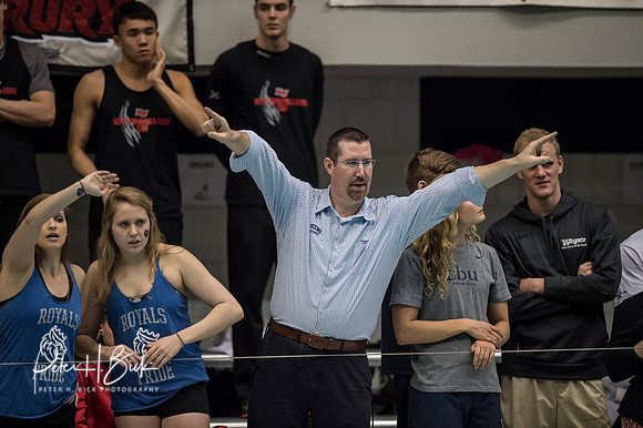 queens-coach-cheering- ncaa-dii-2015-4344