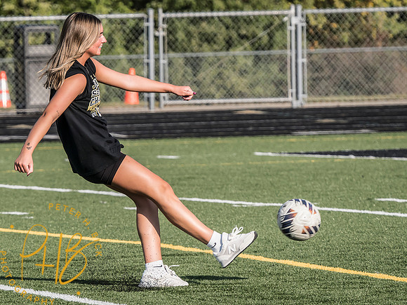 Lapel Girl's Soccer 2025 1700-Edit