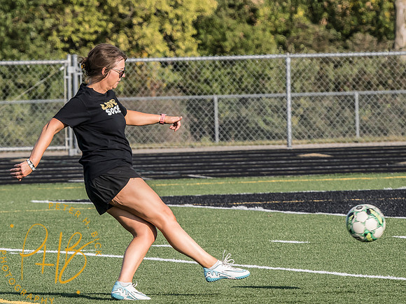 Lapel Girl's Soccer 2025 1703-Edit