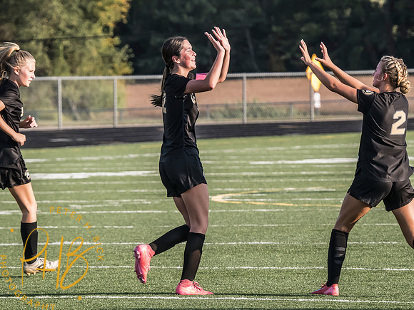 Lapel Girl's Soccer 2025 1789-Edit