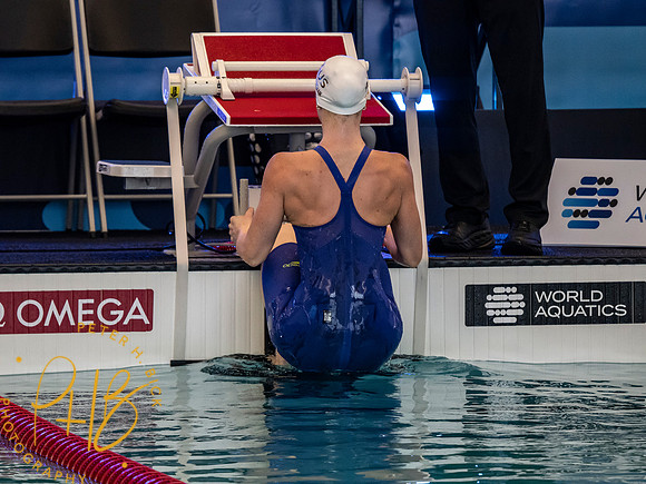 kaylee-mckeown- World Cup 10-25 0358-Edit