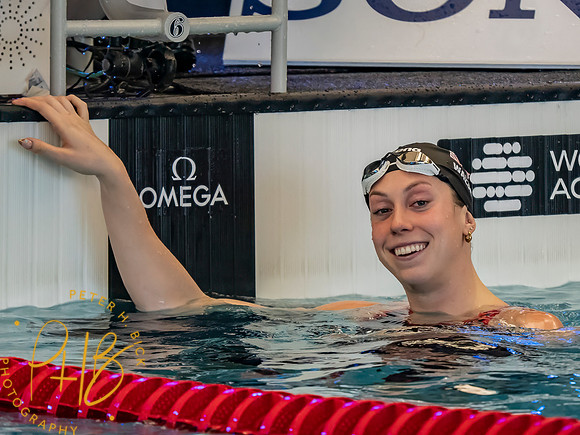 gretchen-walsh- World Cup 10-25 2090-Edit