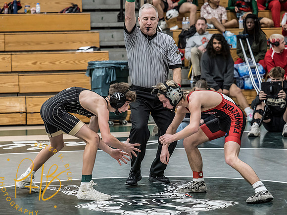 Lapel Wrestling 2025-26 0112-Edit