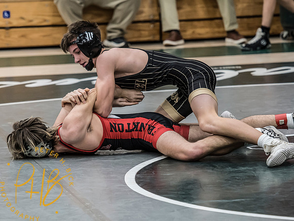 Lapel Wrestling 2025-26 0139-Edit