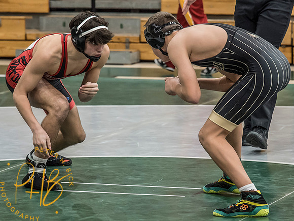 Lapel Wrestling 2025-26 0152-Edit