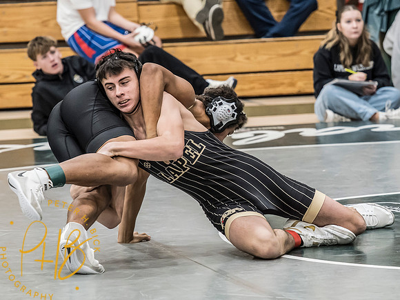 Lapel Wrestling 2025-26 0356-Edit