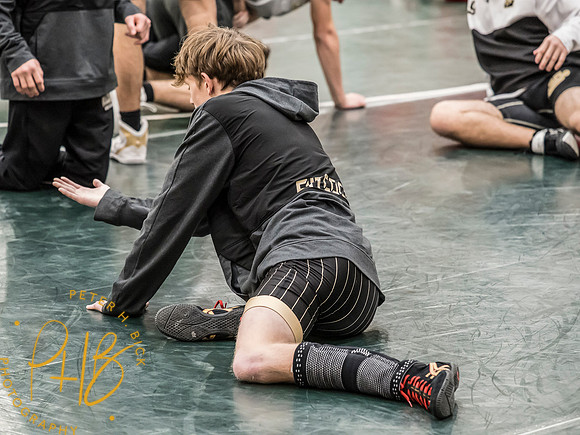 Lapel Wrestling 2025-26 0493-Edit