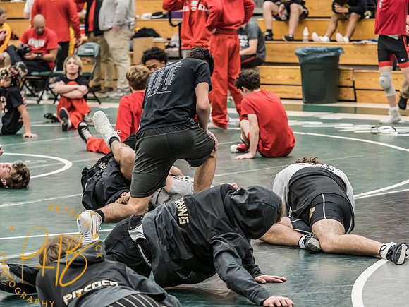 Lapel Wrestling 2025-26 0496-Edit