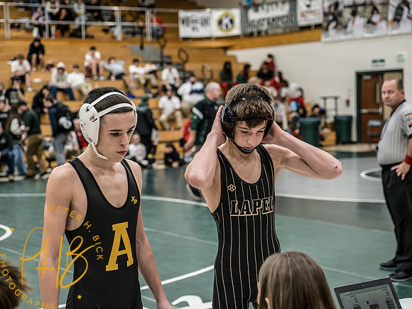 Lapel Wrestling 2025-26 0539-Edit