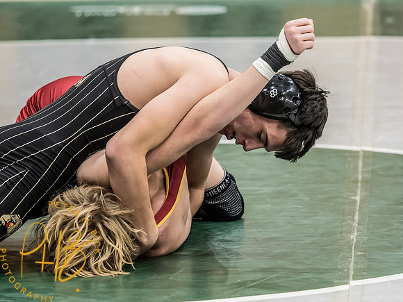 Lapel Wrestling 2025-26 0690-Edit