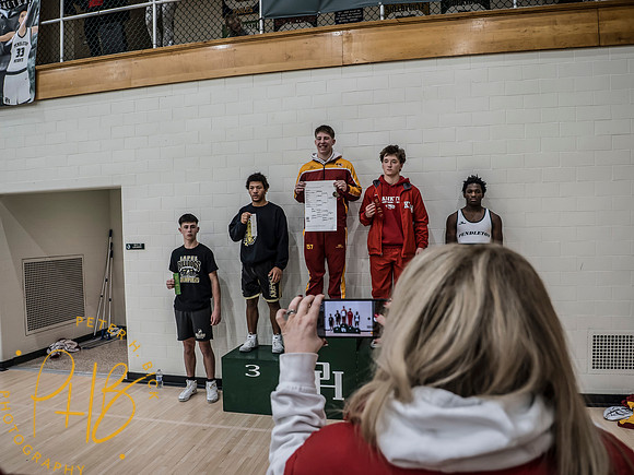 Lapel Wrestling 2025-26 0729-Edit