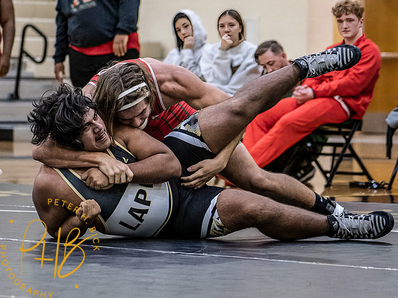 Lapel Wrestling 2022-23 0103-Edit