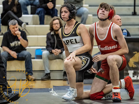 Lapel Wrestling 2022-23 0182-Edit