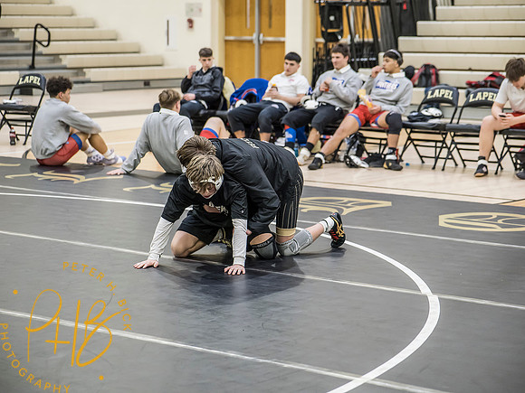 Lapel Wrestling 2025-26 1164-Edit