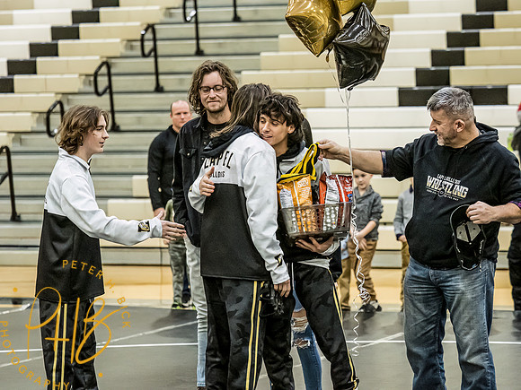 Lapel Wrestling 2022-23 0337-Edit