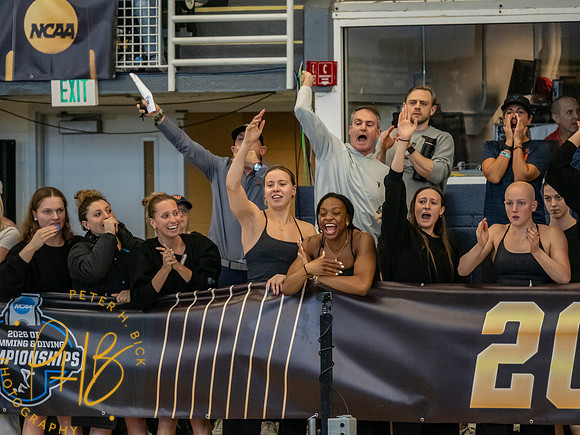 team-cheering- 2026 Women's NCAA S&D 0153-Edit