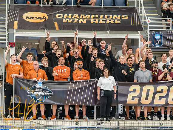 team-cheering- 2026 Men's NCAA S&D Chps. 0680-Edit