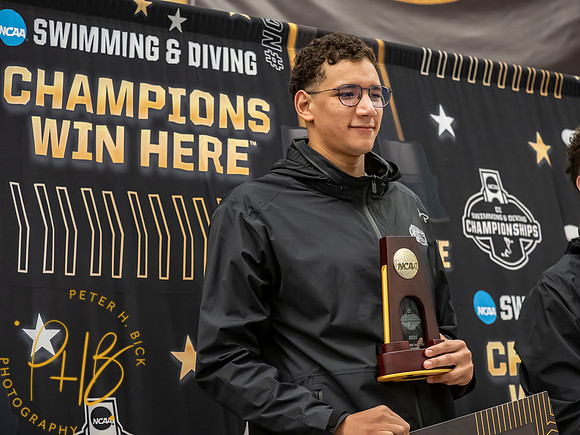 ahmed-hafnaoui- 2026 Men's NCAA S&D Chps. 2850-Edit