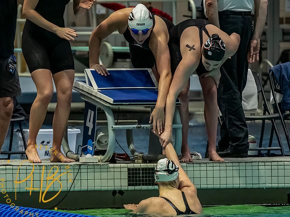 uga-cheering-800-free-relay- 2024 Wm NCAA S&D 0310-Edit