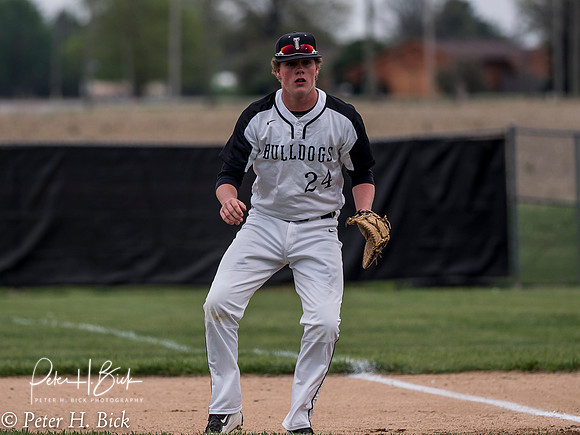 Lapel Baseball 2017 0108