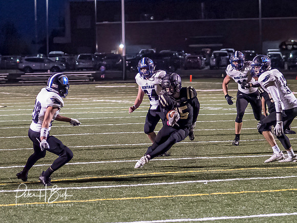 Lapel Football 2020 2043-Edit _