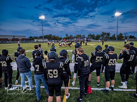 Lapel Football 2020 1950-Edit _