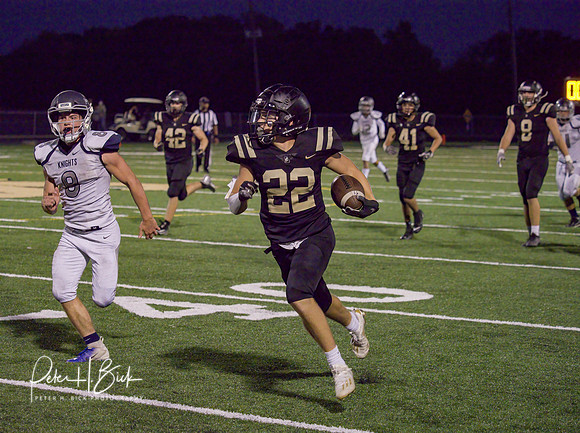 Lapel Football 2020 1607-denoise-low-light _