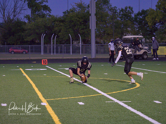 Lapel Football 2020 1518-denoise-denoise _