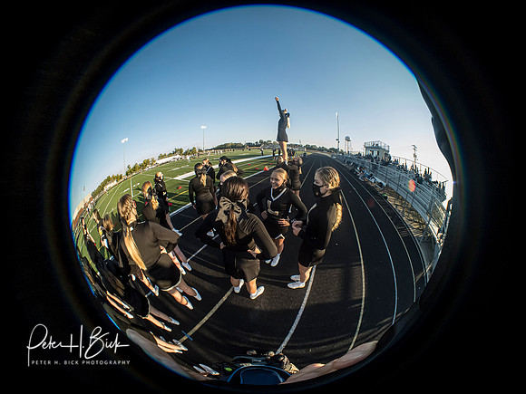 Lapel Football 2020 1100 _