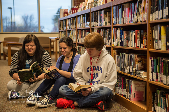 Lapel Yearbook 11-16-15 0144