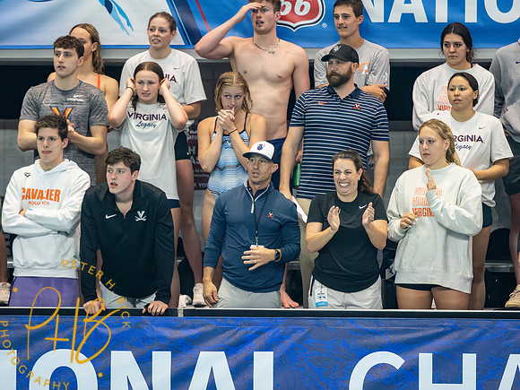 team-cheering-venue- 2023 US Nats 2956-Enhanced-NR