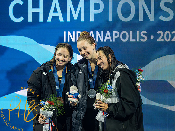 torri-huske-gretchen-walsh-kate-douglass- 2023 US Nats 3101-Enhanced-NR