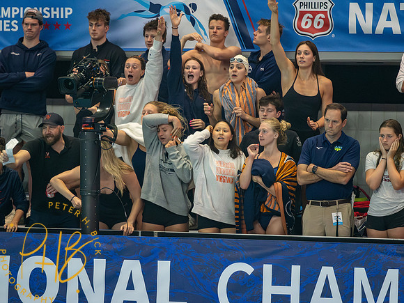 team-cheering- 2023 US Nats 0792-Enhanced-NR