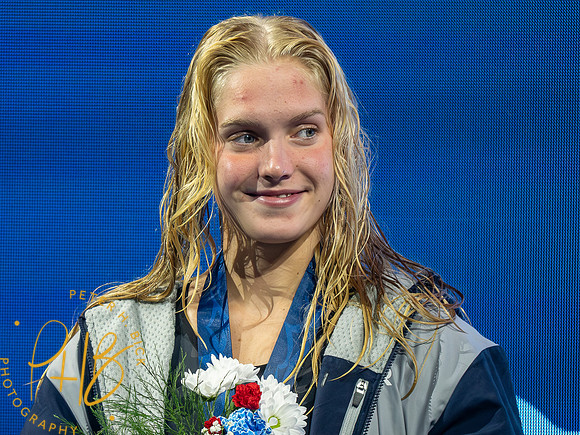 claire-curzan- 2023 US Nats 2115-Enhanced-NR