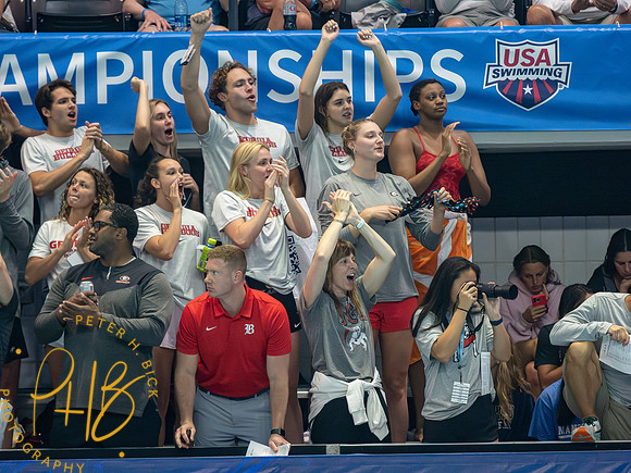team-cheering-venue- 2023 US Nats 2986-Enhanced-NR