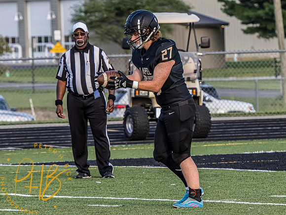 Lapel Football 2022 0256-Edit