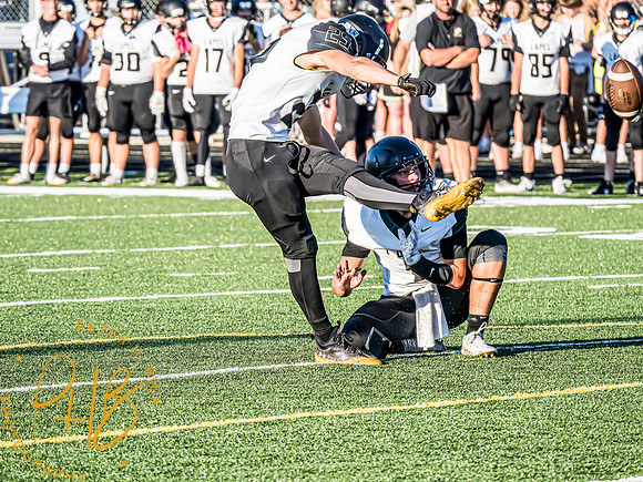 Lapel Football 2022 0726-Edit