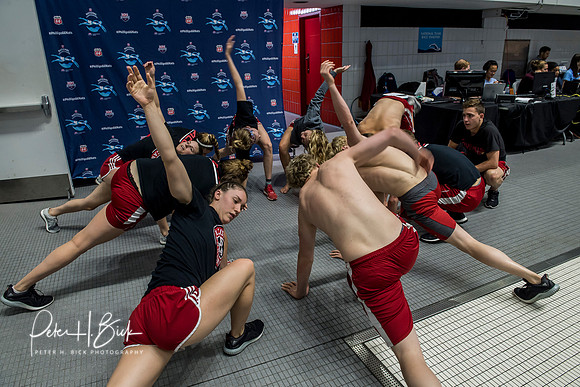 louisville -cardinal-team stretch-usa-nats-2017 4577