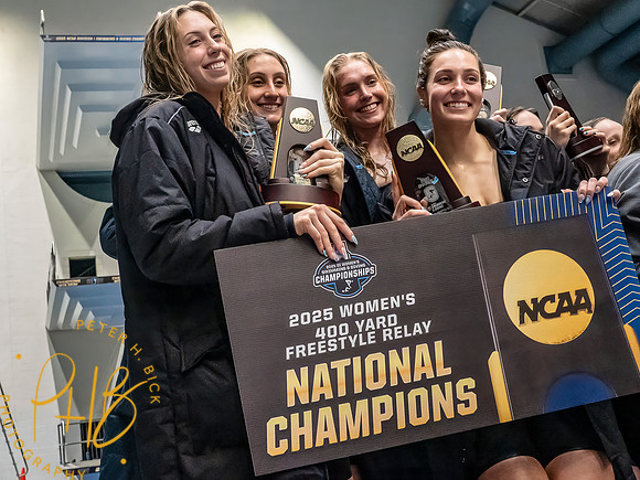 400-free-relay-awards- 2025Women's  NCAA D1 S&D 3646-Edit