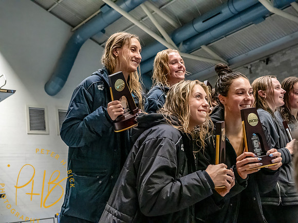 400-free-relay-awards- 2025Women's  NCAA D1 S&D 3635-Edit