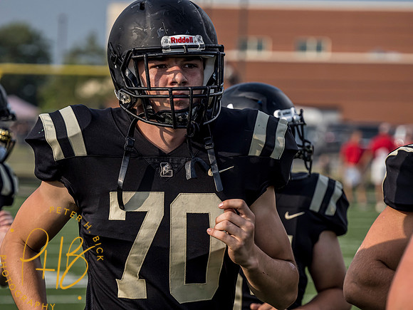Lapel Football 2021 0046-Edit