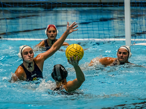 hawaii- 2025 NCAA Women's Water Polo 0438-Edit