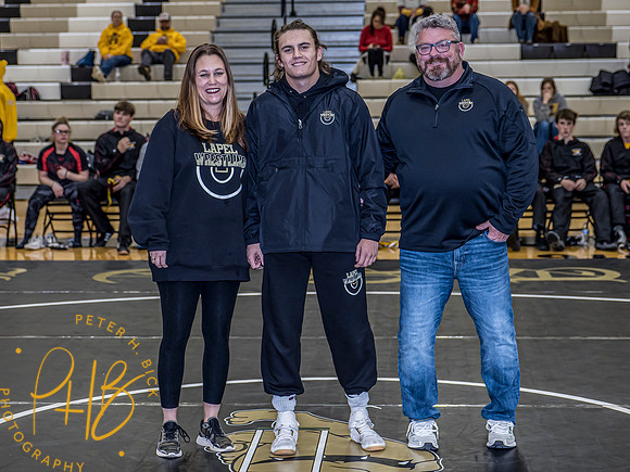 Lapel Wrestling 2021-22 0040-Edit