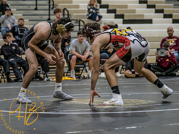 Lapel Wrestling 2021-22 0047-Edit