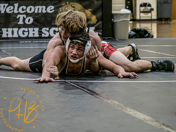Lapel Wrestling 2021-22 0117-Edit