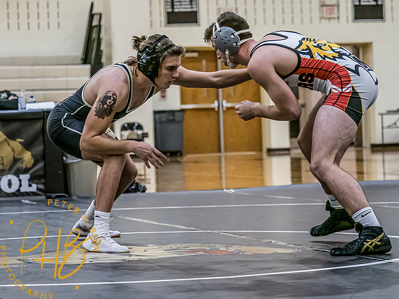 Lapel Wrestling 2021-22 0125-Edit